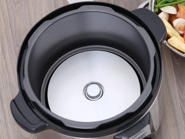 Nồi áp suất điện Philips HD2103/66 Chống Dính Tốt, Dễ Vệ Sinh