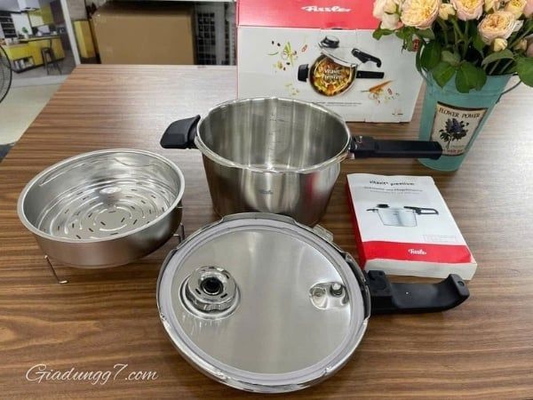 Nồi áp suất Fissler Vitavit Premium 4.5L 22cm kèm xửng hấp