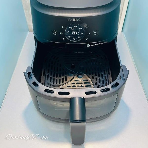 Nồi chiên không dầu Philips NA230/00 Vận hành thông qua màn hình cảm ứng