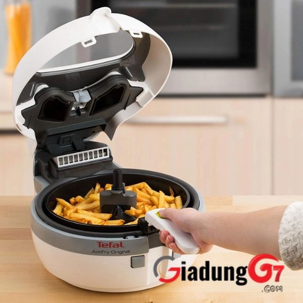 Nồi chiên không dầu Tefal FZ7100 có Khay chứa lớn