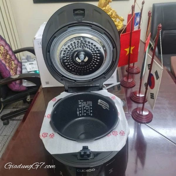 Nồi cơm áp suất điện tử Cuckoo CRP-QS1010FG Van áp suất Double Soft Steam Cap giữ áp suất ổn định