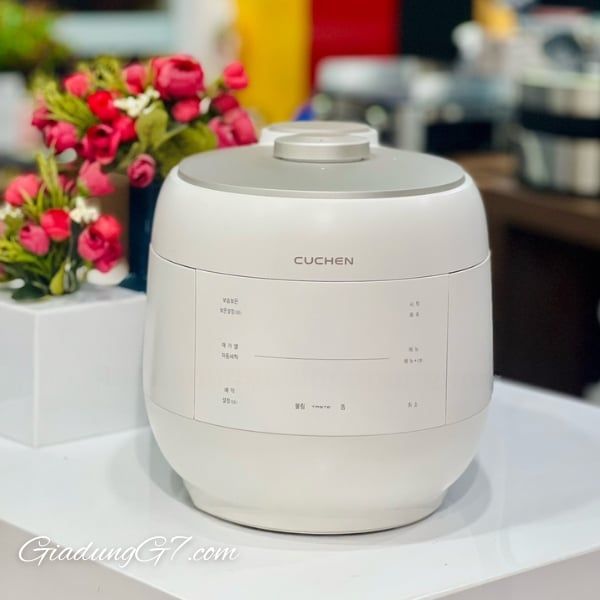 Nồi cơm điện cao tần Cuchen CRT UPDS0670W 1.08L áp suất kép ruột inox Sản xuất tại Hàn quốc