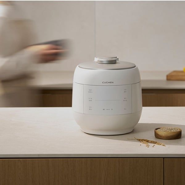 Nồi cơm điện cao tần Cuchen CRT UPDS0670W 1.08L hoàn hảo cho bữa ăn với 2-6 người