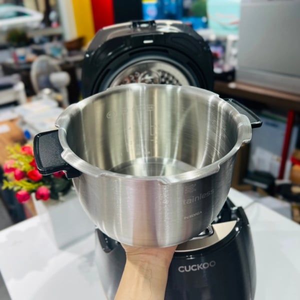 Nồi cơm điện cao tần Cuckoo CHAS109FB 1.8L Nồi inox chống dính tự nhiên, Hẹn giờ nấu xong.
