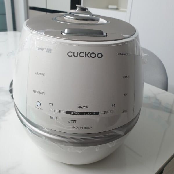 Nồi cơm điện cao tần Cuckoo CHAS109FW 1.8L Thiết kế thông minh – Dễ dàng vệ sinh & sử dụng