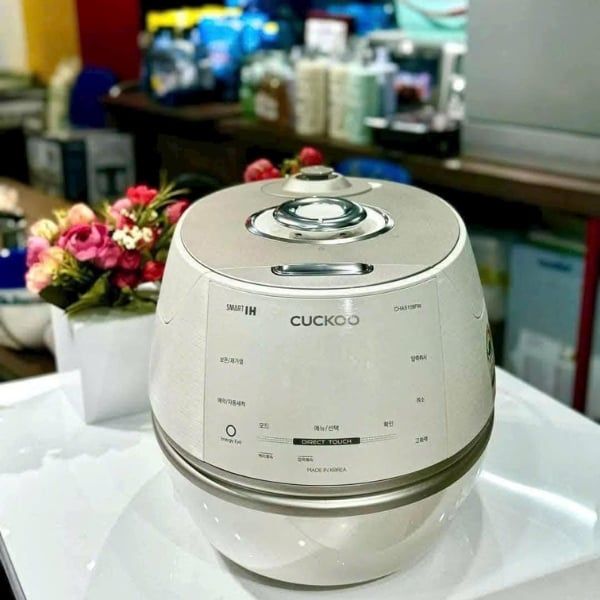 Nồi cơm điện cao tần Cuckoo CHAS109FW 1.8L (lòng nồi inox) công nghệ mới nhất năm 2025