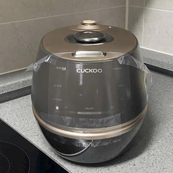 Nồi cơm điện cao tần Cuckoo CRP DHAS069FB 1.08L (Lòng inox) áp suất