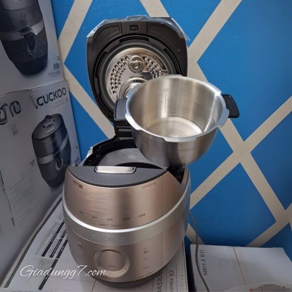 Nồi cơm điện cao tần Cuckoo JHP0660FSM&nbsp;Công nghệ giọng nói