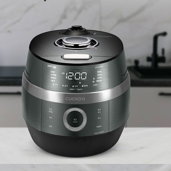 Nồi cơm điện cao tần Cuckoo CRP JHP1010FG 1.8L màu xanh rêu cực đẹp và lạ mắt  được trang bị tới 22 tính năng an toàn