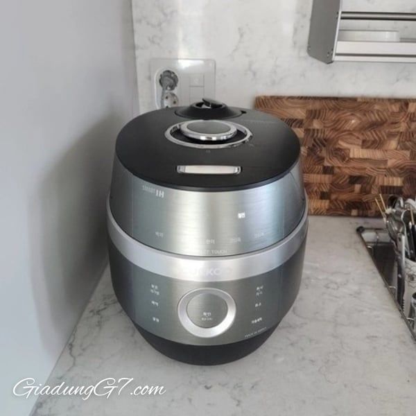 Nồi cơm điện cao tần Cuckoo CRP JHP1010FG 1.8L bao gồm 22 tính năng an toàn