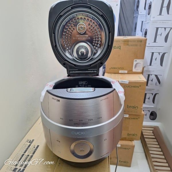 Nồi cơm điện cao tần Cuckoo CRP JHP1060FSM 1.8L ruột inox