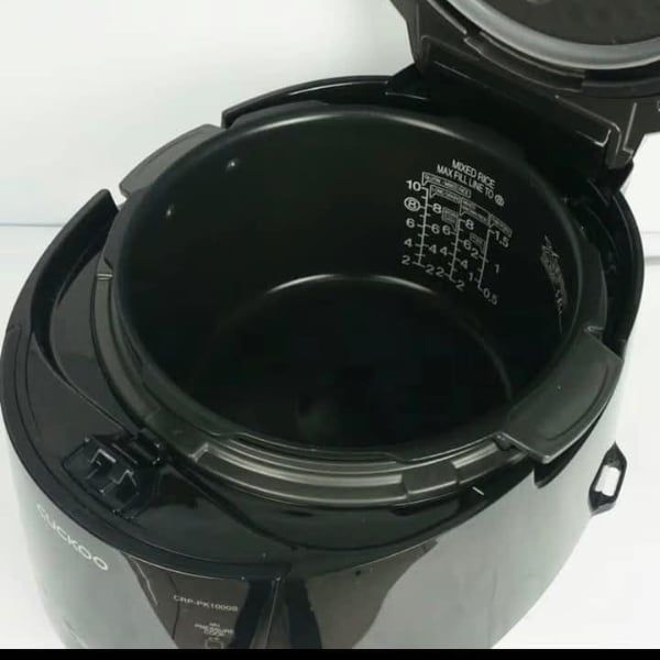 Nồi cơm điện áp suất Cuckoo 1.8 lít CRP PK1000S Dung Tích 1.8L Phù Hợp Cho Gia Đình 4 – 6 Người