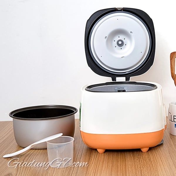 Nồi cơm điện Cuckoo CR 0331 0.54L Tiết Kiệm Thời Gian và Điện Năng