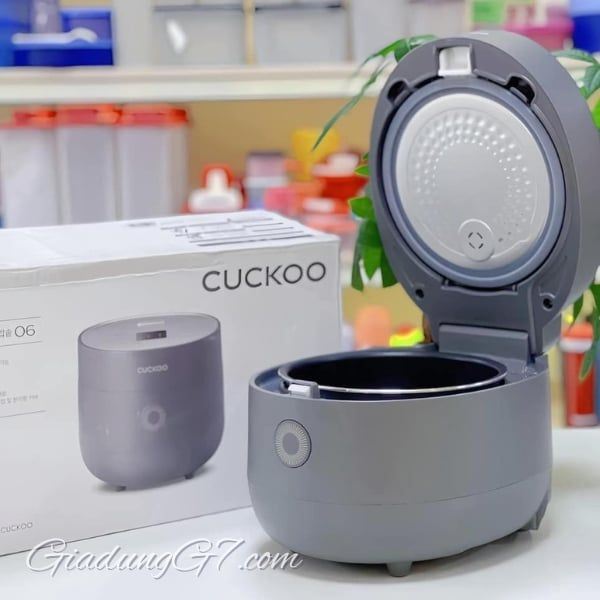 Nồi cơm điện Cuckoo CR0675F Lòng Nồi Chống Dính Cao Cấp, Dễ Dàng Vệ Sinh