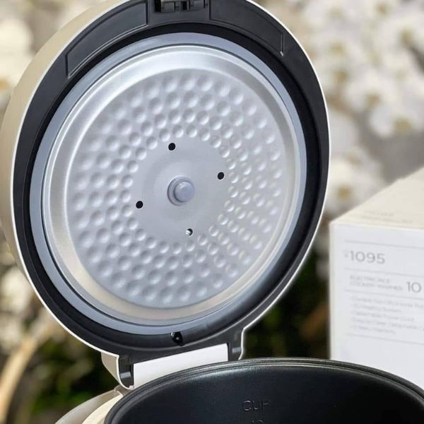 Nồi cơm điện Cuckoo CR1095 với Nắp Phụ Có Thể Tháo Rời, Tiện Lợi Cho Việc Vệ Sinh