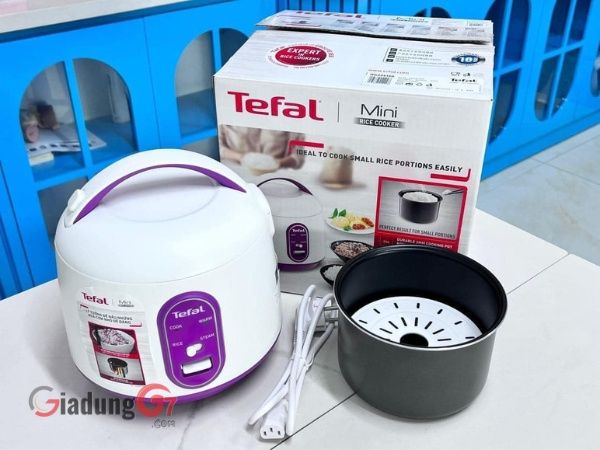 Nồi cơm điện mini Tefal RK224168 giúp bạn Thưởng thức nhiều món ăn bổ sung với xửng hấp