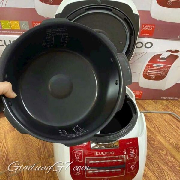 Nồi cơm điện tử áp suất Cuckoo CRP G1015M 1.8 lít Nấu Cơm Nhanh Chóng Và Tiết Kiệm Thời Gian