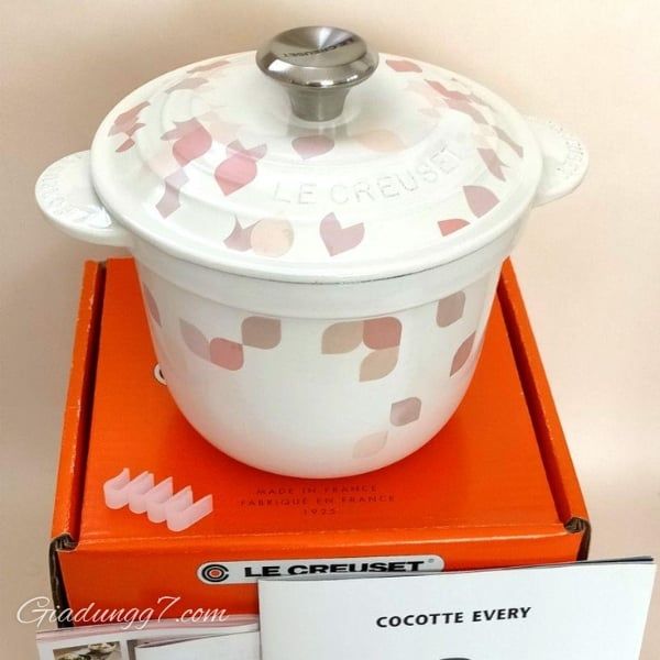 Nồi Gang Le Creuset Rice Pot Petal 18cm – Nấu Cơm Hoàn Hảo Mỗi Ngày