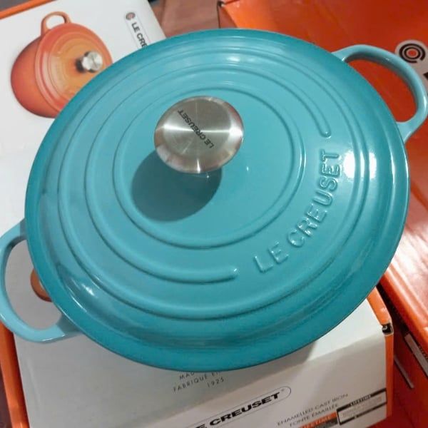 Nồi gang Le Creuset La Marmite 26cm màu xanh ngọc Caribbean Hạn chế giải phóng sắt