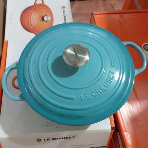 Nồi gang Le Creuset La Marmite 26cm màu xanh ngọc Caribbean Dễ dàng vệ sinh
