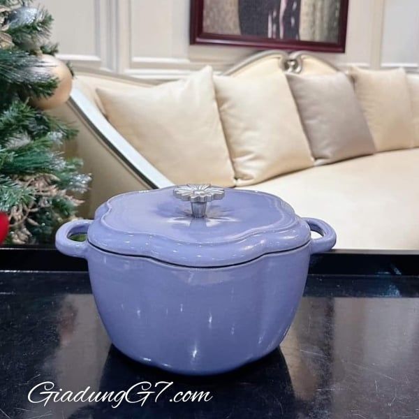 Nồi Gang The Pioneer Woman Timeless Beauty 3 lít  Thiết Kế Hoa Tím Độc Đáo