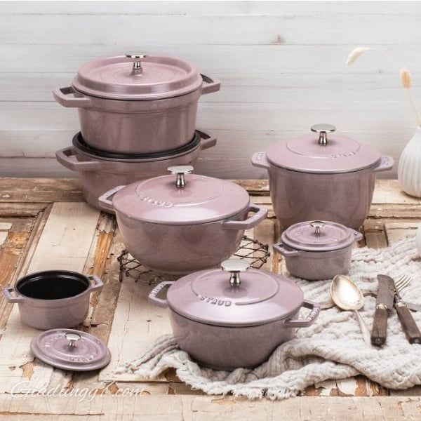 Nồi gang tròn Staub 16cm, 1.2L An toàn, chống nóng, giữ hương vị của thực phẩm