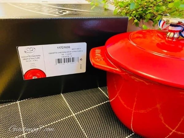 Nồi gang tròn Staub Gohan Chistera 16cm 1.75L sản xuất tại Pháp