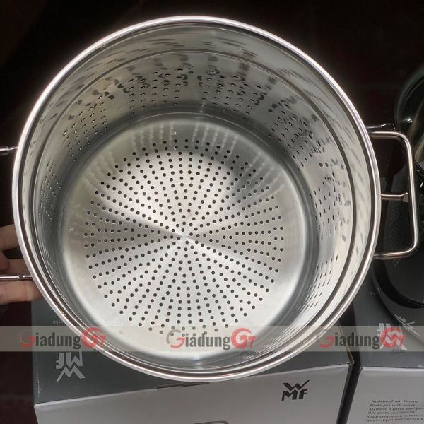 Nồi Xửng Hấp Wmf Nudeltopf 07.2491.9990 được thiết kế nồi mì có rây lọc và nắp đậy bằng thủy tinh