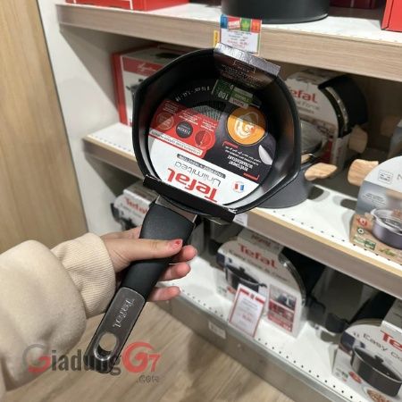 Nồi quánh Tefal Unlimited size 16cm là một sản phẩm mới luôn chiếm lấy tình cảm của người tiêu dùng