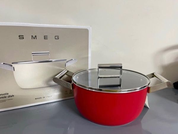 Nồi Smeg CKFC2411RDM màu đỏ 24cm An toàn khi sử dụng và vệ sinh