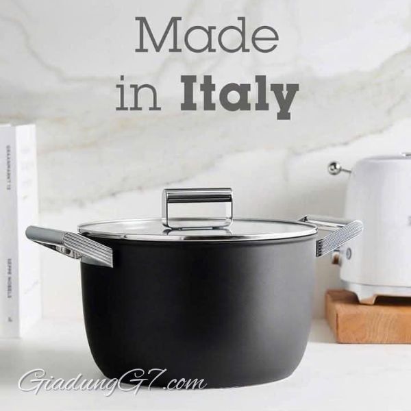 Nồi Smeg CKFC2611BLM 26cm đen Thích hợp cho tất cả các bếp nấu và lò nướng lên đến 250°