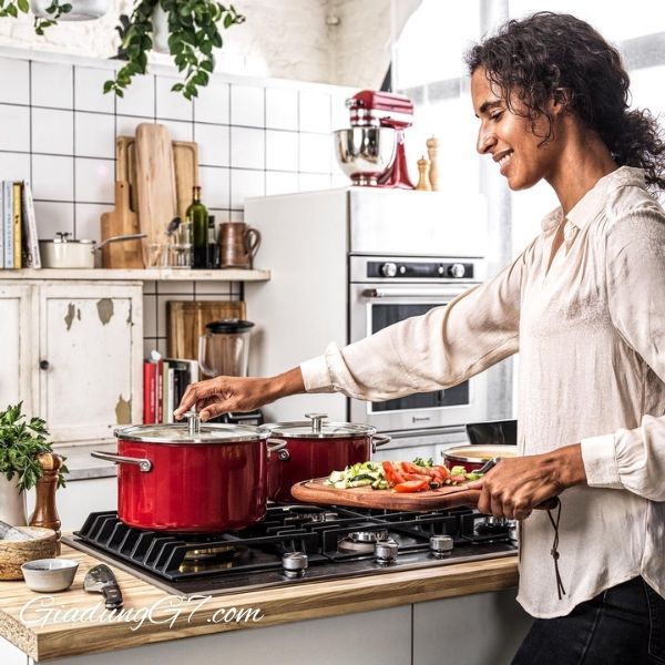 Nồi tráng men lõi thép KitchenAid Lớp men nhiều lớp được làm từ vật liệu tự nhiên