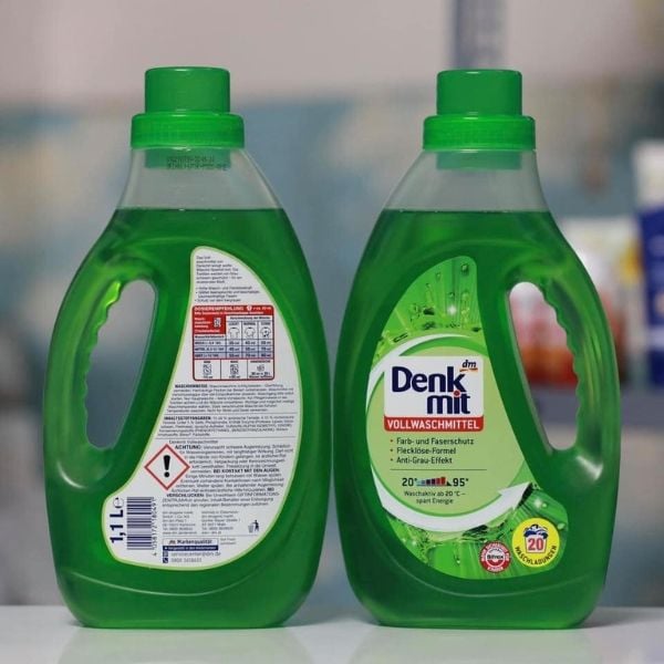 Nước giặt Denkmit 1.1 lít Giữ Màu Sắc Quần Áo Luôn Tươi Mới