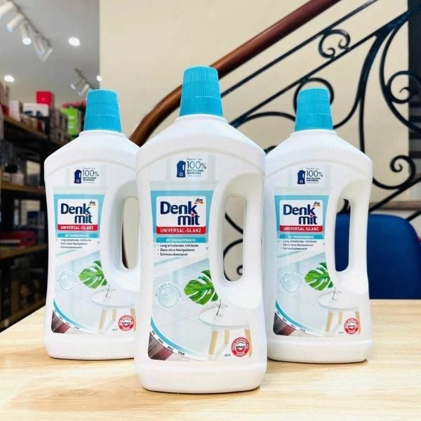 Nước lau sàn gạch Denkmit 1 lít Bodenreiniger Universal-Glanz Hương thơm dễ chịu.