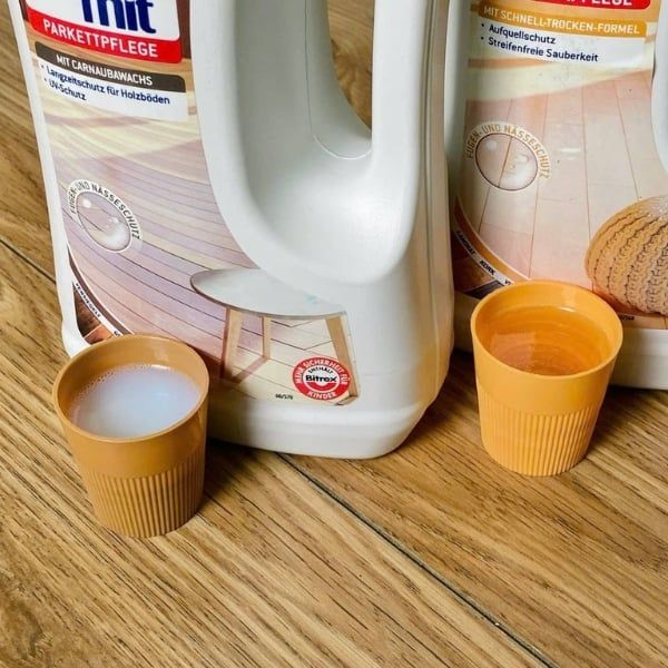 Nước lau sàn gỗ Denkmit 1 lít – Mùi hương: Hương dễ chịu, không nồng gắt