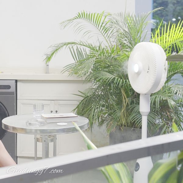 Quạt tạo ẩm Joelyn’s Mist Fan JMF phân phối luồng không khí ấn tượng 1500 m³/h và làm mát không khí hiệu quả