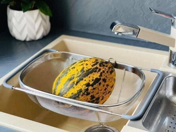 Rổ ngang kéo Ernesto nội địa Đức là một sản phẩm hoàn hảo cho việc lọc trái cây, rau củ, mì ống đã nấu chín và nhiều thực phẩm khác.