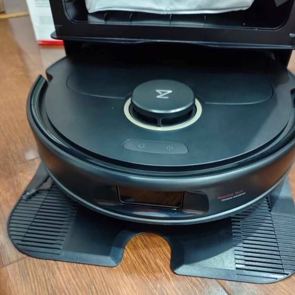 Robot lau nhà Roborock QRevo Pro