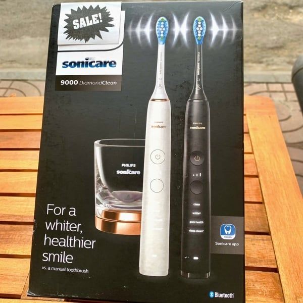 Set 2 bàn chải điện Philips Sonicare DiamondClean 9000 HX9914/61 Chương trình làm sạch: làm sạch hàng ngày, chăm sóc chuyên sâu, làm trắng răng và làm sạch kỹ lưỡng