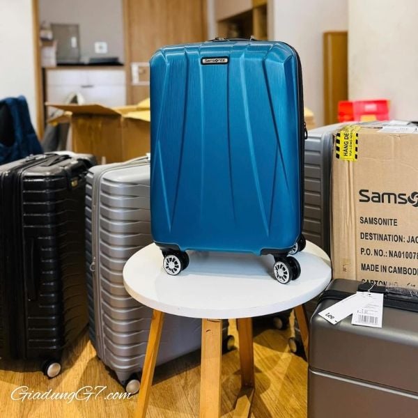 Set 2 vali Samsonite Centric 2 hoàn hảo cho các chuyến đi du lịch