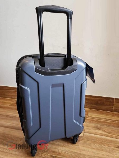 Vali Samsonite Centric với chất liệu bền chắc sẽ là món quà tuyệt vời cho các chuyến đi của bạn