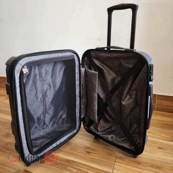 Set 3 vali Samsonite Centric - Thiết kế thông minh, có nhiều ngăn nhưng vẫn tối ưu hóa không gian đựng đồ.