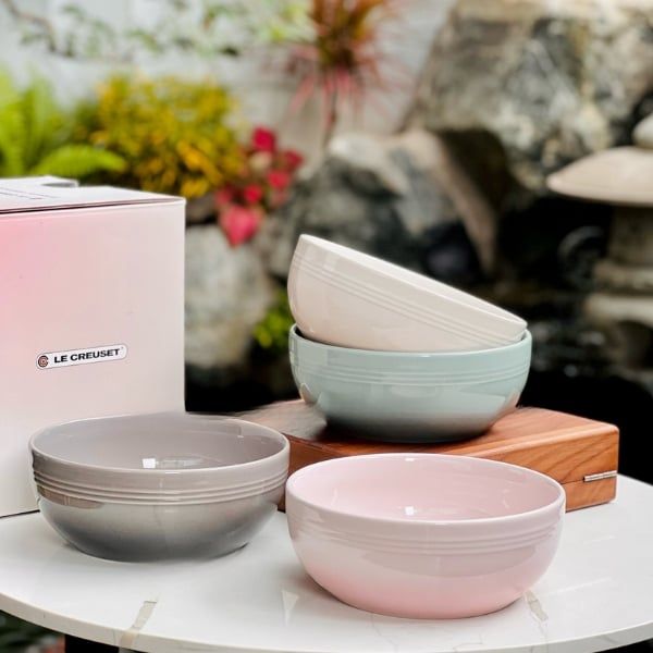 Set 4 bát Le Creuset Cereal 16cm 770ml Men màu không xốp, không phản ứng và chống sứt mẻ, trầy xước và vết bẩn