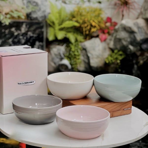 Set 4 bát Le Creuset Cereal 16cm 770ml Men màu không xốp, không phản ứng và chống sứt mẻ, trầy xước và vết bẩn