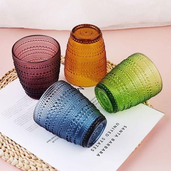 Set 4 cốc màu Highgate Collection EU 295ml - Màu sắc gồm: vàng, xanh lá cây, đỏ, xanh dương