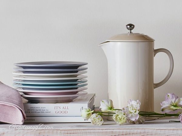 Set 4 đĩa phẳng Le Creuset 22cm Được chế tác từ chất liệu stoneware cao cấp