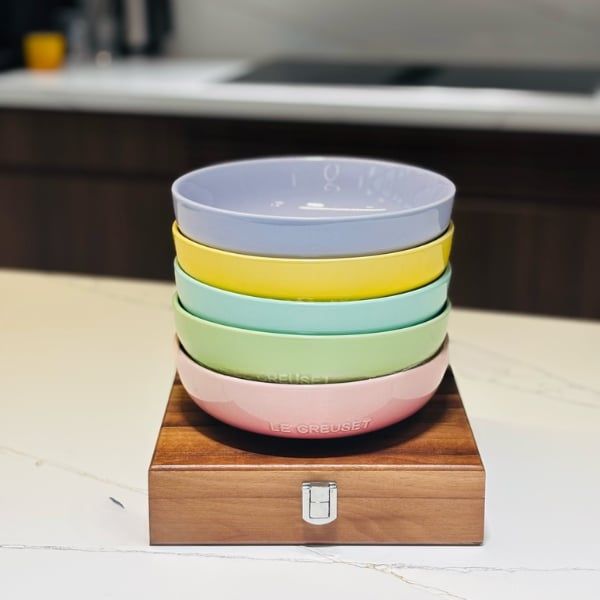 Set 5 bát Le Creuset 18cm - 69270186869014 đường kính 18 cm (cao ~5 cm), thuộc dòng Sphere/Deep Plate của Le Creuset