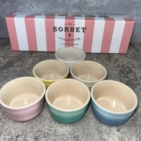 Set 6 bát sứ Le Creuset Sorbet Ramekin 10cm 100ml - 91048200676080 rất thích hợp để đựng kem, món tráng miệng và đồ ăn nhẹ