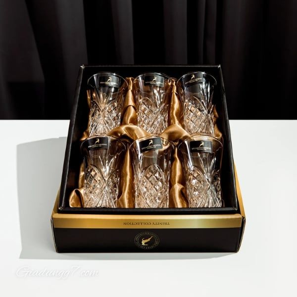 Set 6 ly pha lê Killarney Trinity Fluted 59ml Hoàn hảo như một món quà tặng bạn bè
