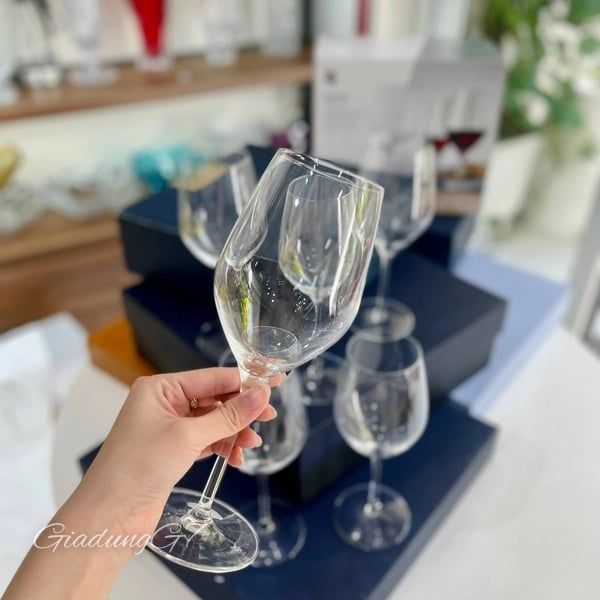 Set 6 ly vang đỏ WMF Easy Plus 450ml 0910039990 Thiết kế vượt thời gian và dễ dàng kết hợp